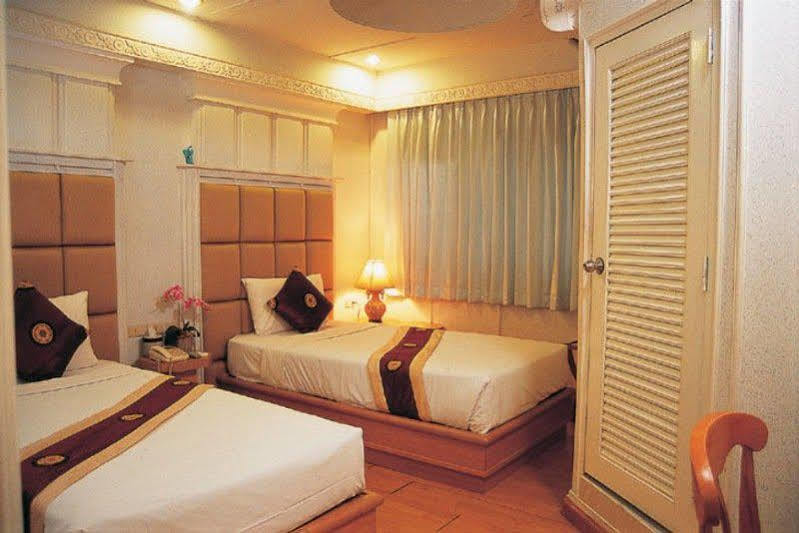 Sam'S Lodge Μπανγκόκ Εξωτερικό φωτογραφία